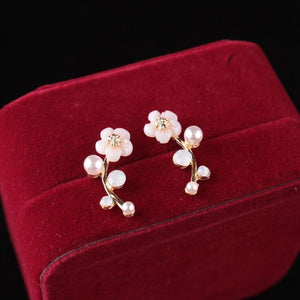 Flower and Pearl Earrings