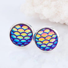 Load image into Gallery viewer, Mermaid Scale Earrings