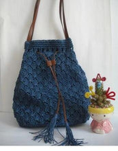 Load image into Gallery viewer, Straw Hobo Bag