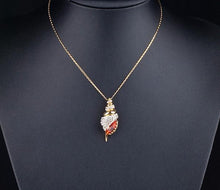 Load image into Gallery viewer, Tulip Shell Necklace