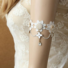 Load image into Gallery viewer, Lace Floral Anklet