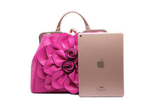 Load image into Gallery viewer, Monroe Flower Handbag